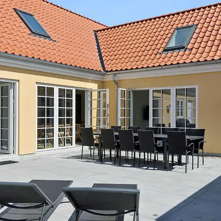 Bliss With Terrace In Villa *