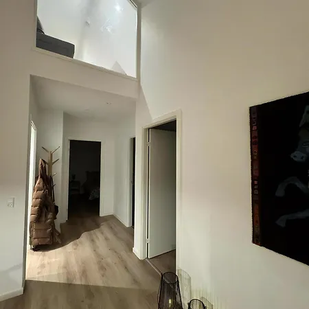 别墅 Bliss With Terrace And Space In